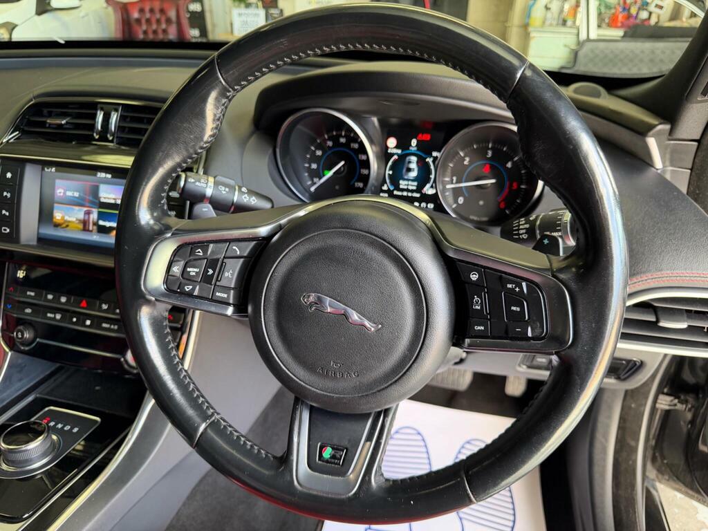 Jaguar XE 2.0L R-sport Ingenium 247 Bhp Red #25