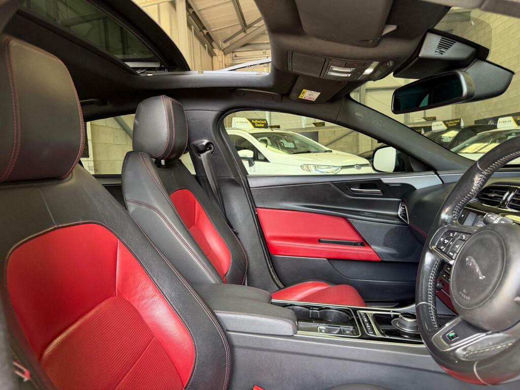 Jaguar XE 2.0L R-sport Ingenium 247 Bhp Red #9