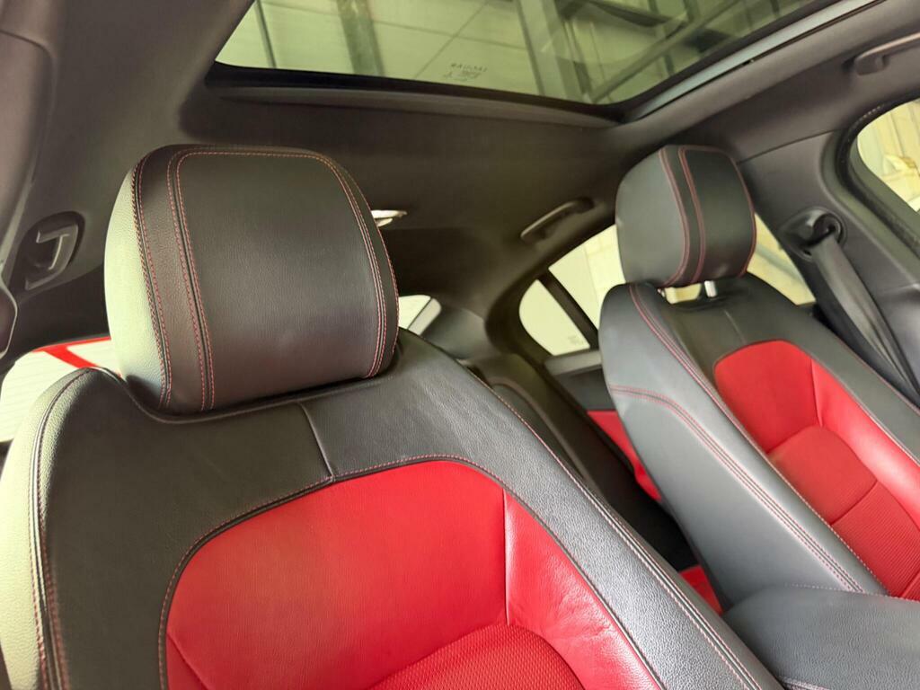 Jaguar XE 2.0L R-sport Ingenium 247 Bhp Red #11