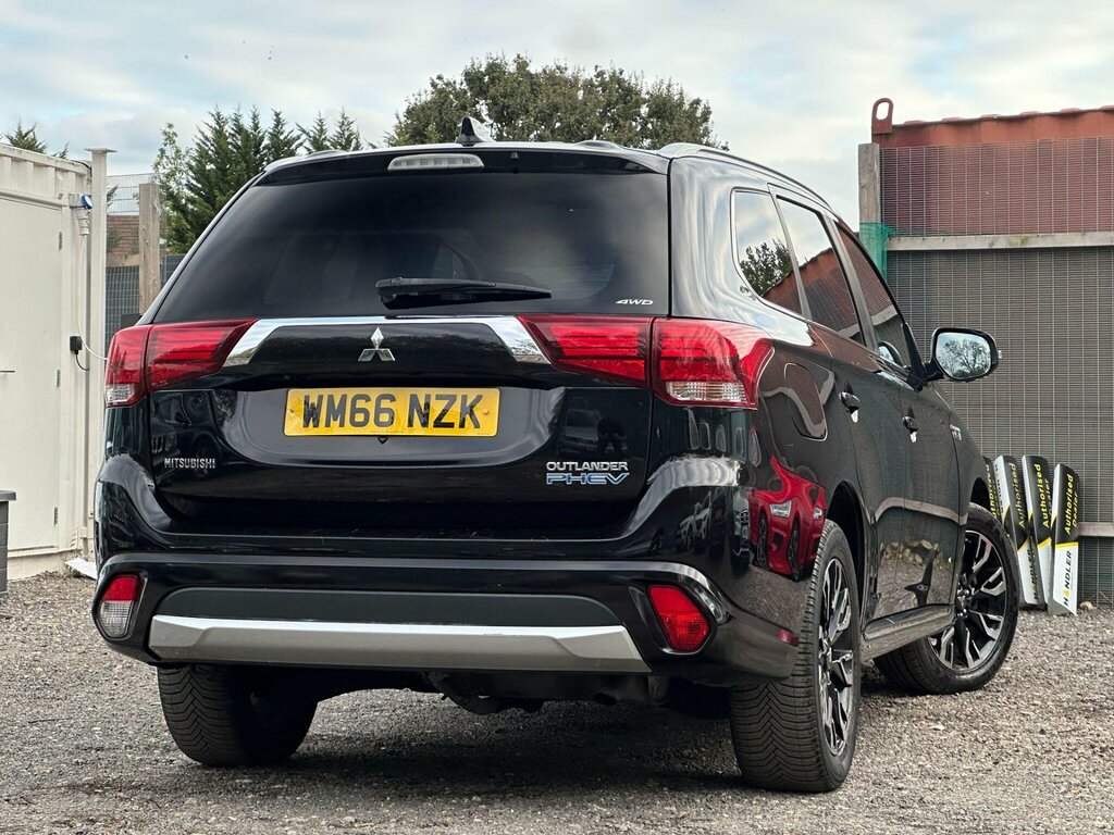 Mitsubishi Outlander 2.0H 12Kwh Gx4h Cvt 4Wd Euro 6 Ss Black #4