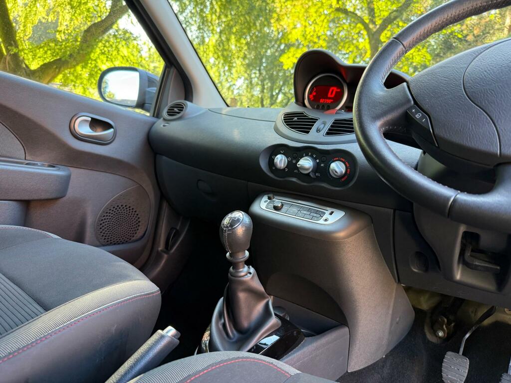 Renault Twingo 1.2 16V Dynamique Euro 5 Black #6