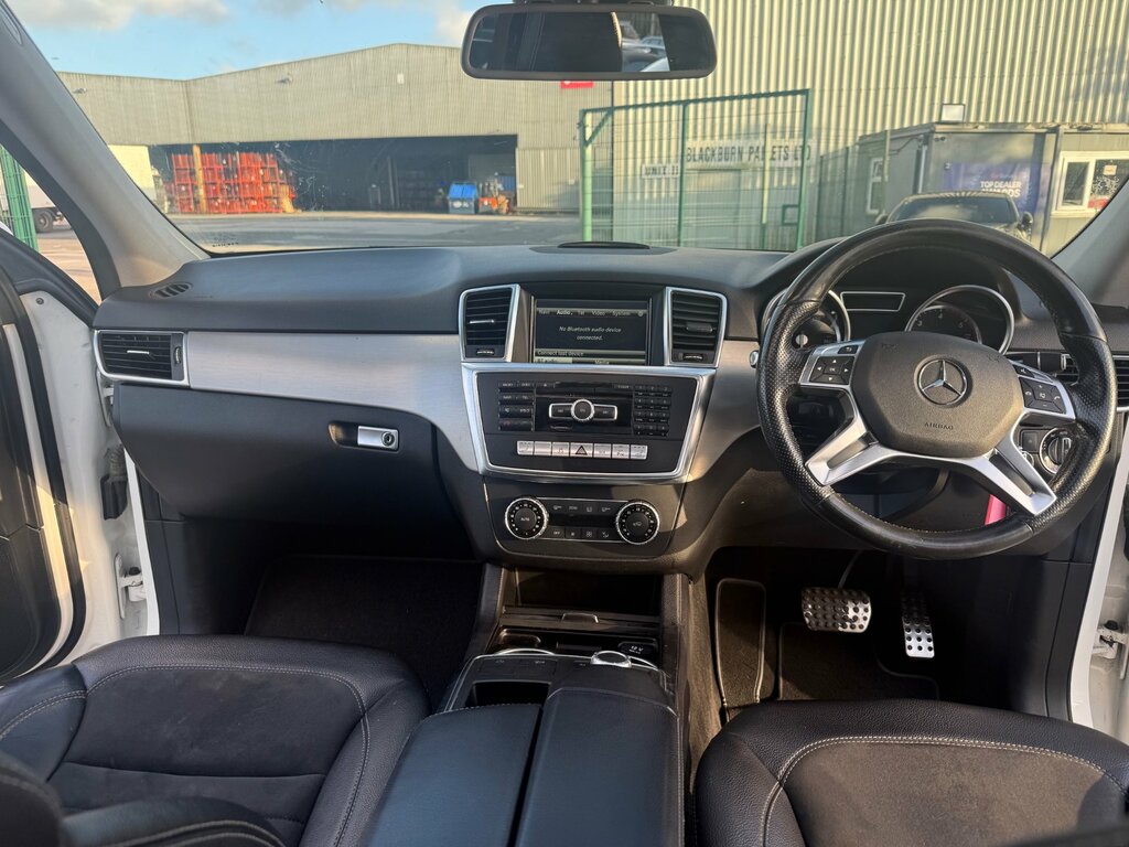 Mercedes-Benz M Class 2.1 Ml250 Bluetec Amg Line Suv G-tronic White #3