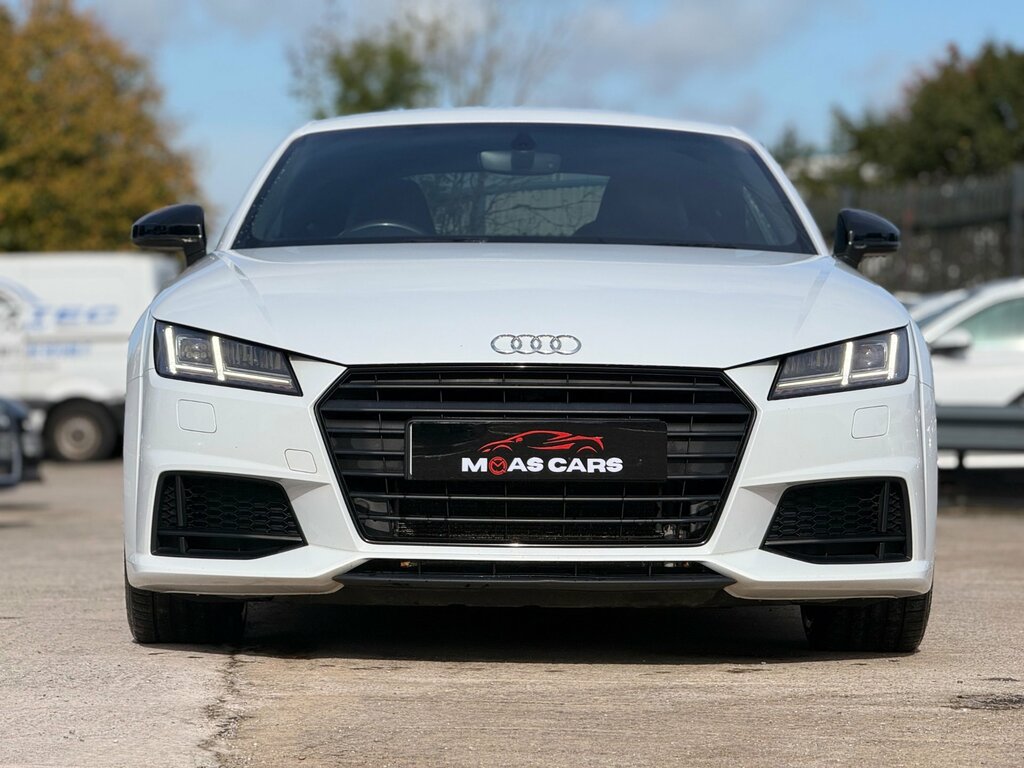 Audi TT 2.0 Tdi Ultra Black Edition Coupe Manua White #6