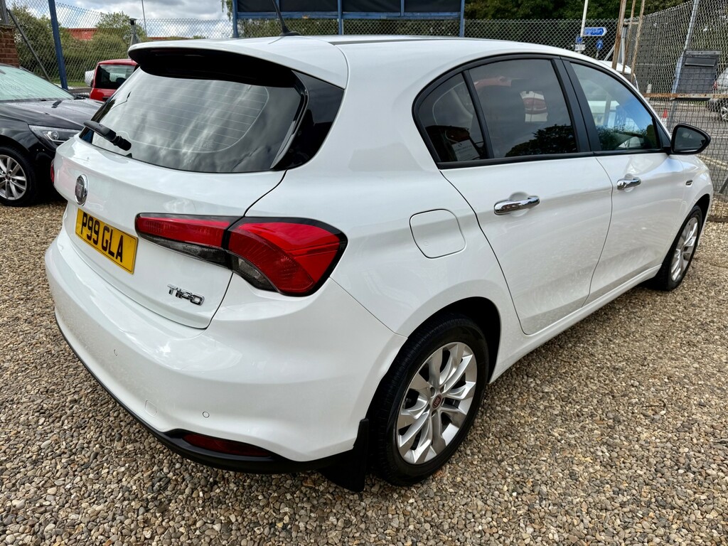 Fiat Tipo 1.6 Tipo Hatchback 1.6 Multijet Ii 120Hp Easy Plus White #4