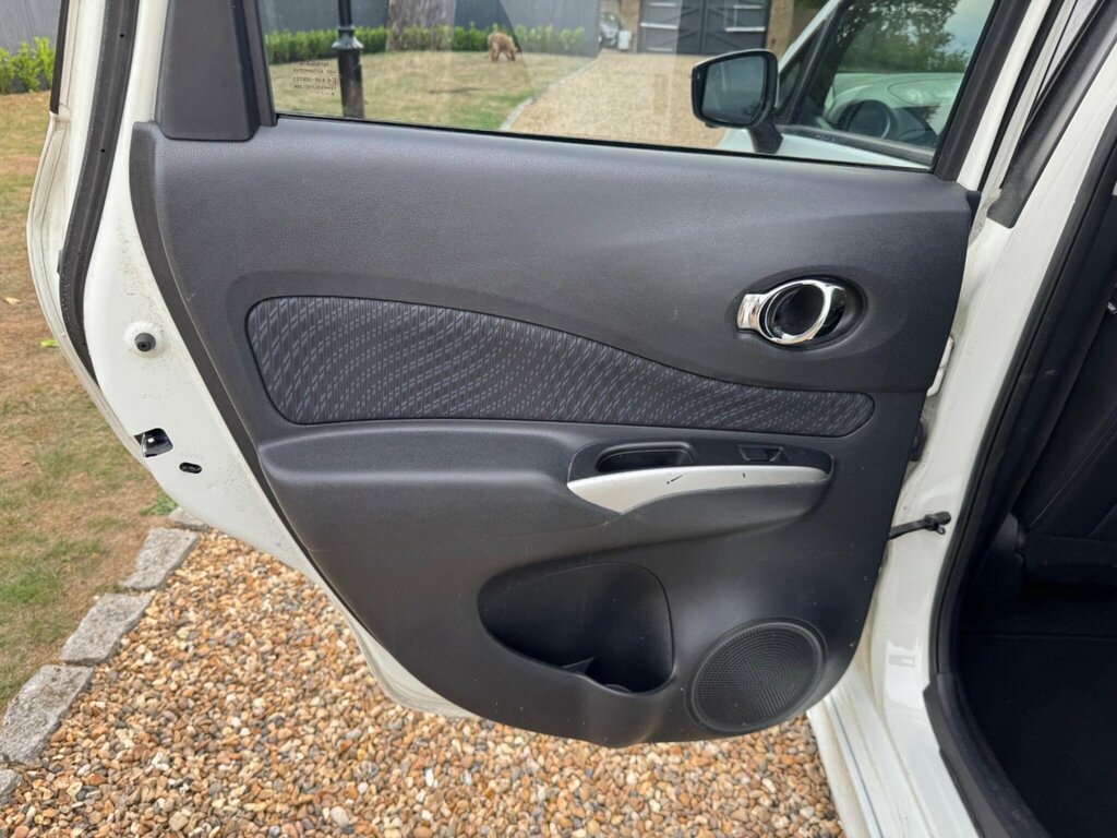 Nissan Note 1.2 12V N-tec Hatchback Euro 5 Silver #33