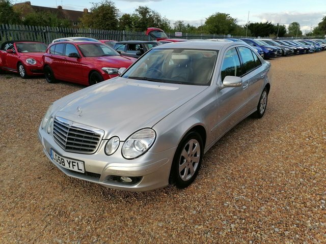 Mercedes-Benz E Class 1.8 E200 Kompressor Classic LG58YFL Silver #3