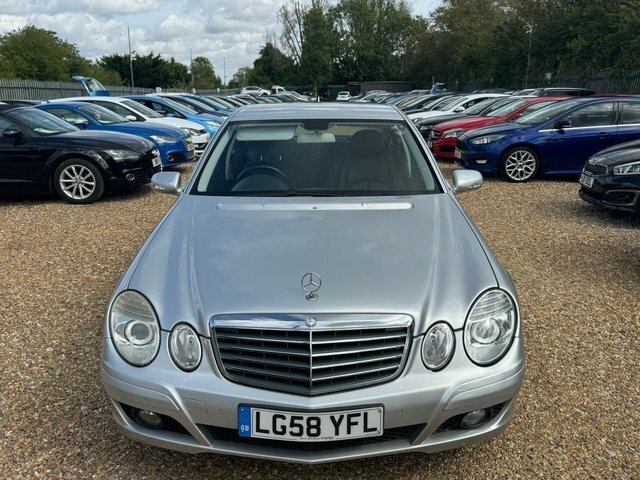 Mercedes-Benz E Class 1.8 E200 Kompressor Classic Silver #2