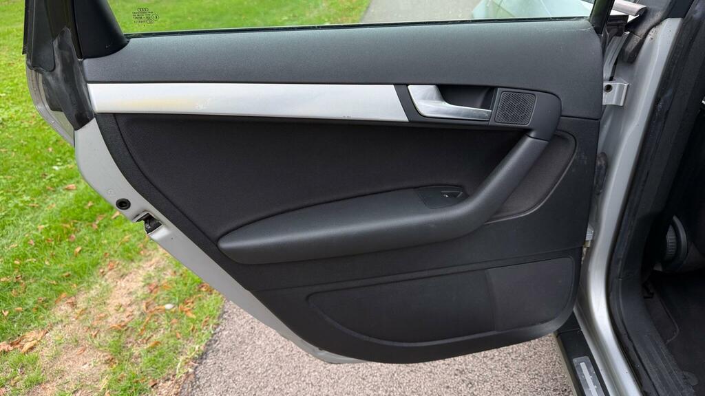 Audi A3 Sport 1.9 Tdie Sportback 5-Door Hatchback Black #34