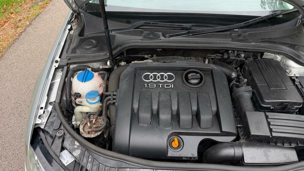 Audi A3 Sport 1.9 Tdie Sportback 5-Door Hatchback Black #58