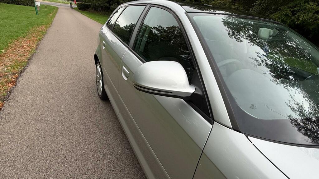 Audi A3 Sport 1.9 Tdie Sportback 5-Door Hatchback Black #23
