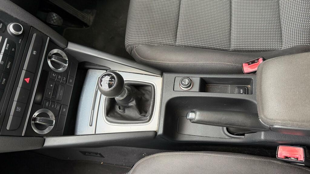 Audi A3 Sport 1.9 Tdie Sportback 5-Door Hatchback Black #31