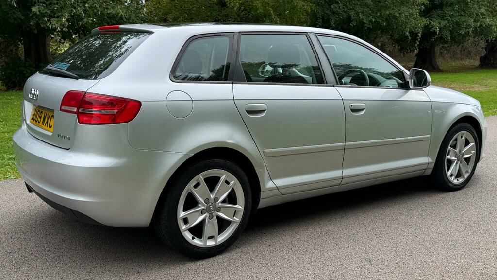 Audi A3 Sport 1.9 Tdie Sportback 5-Door Hatchback Black #13