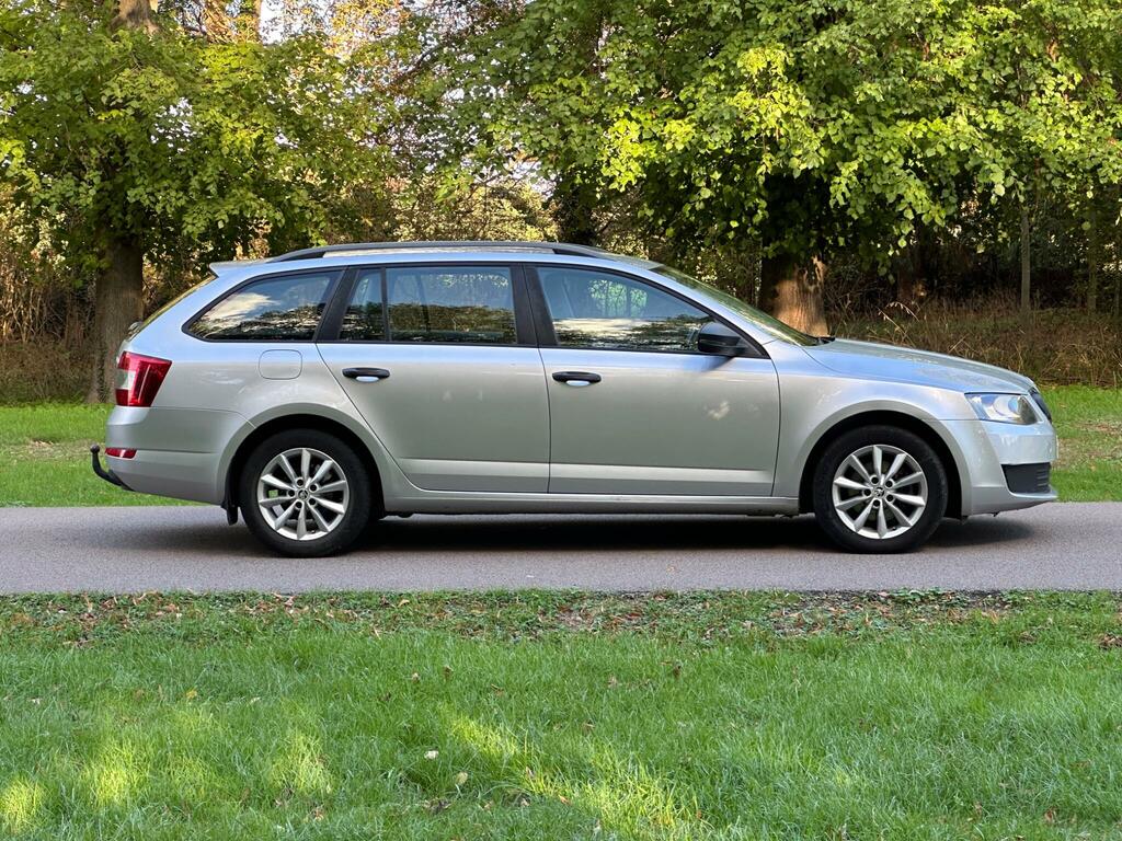 Skoda Octavia 1.4 Tsi Elegance Euro 5 S S Black #19