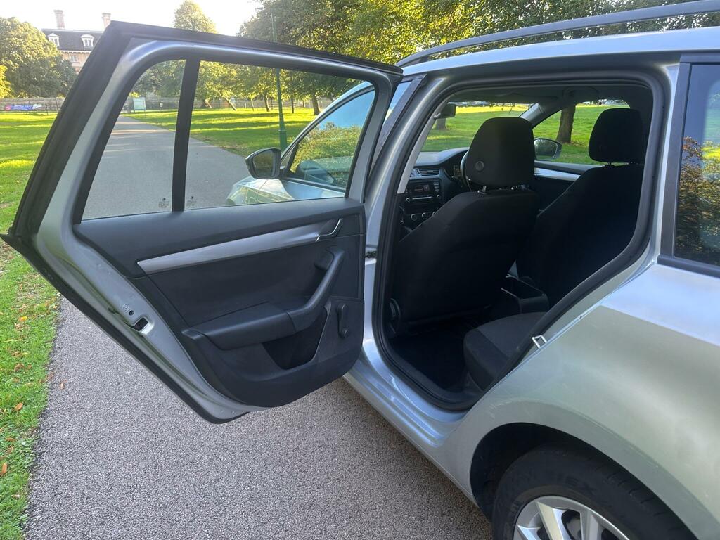 Skoda Octavia 1.4 Tsi Elegance Euro 5 S S Black #44