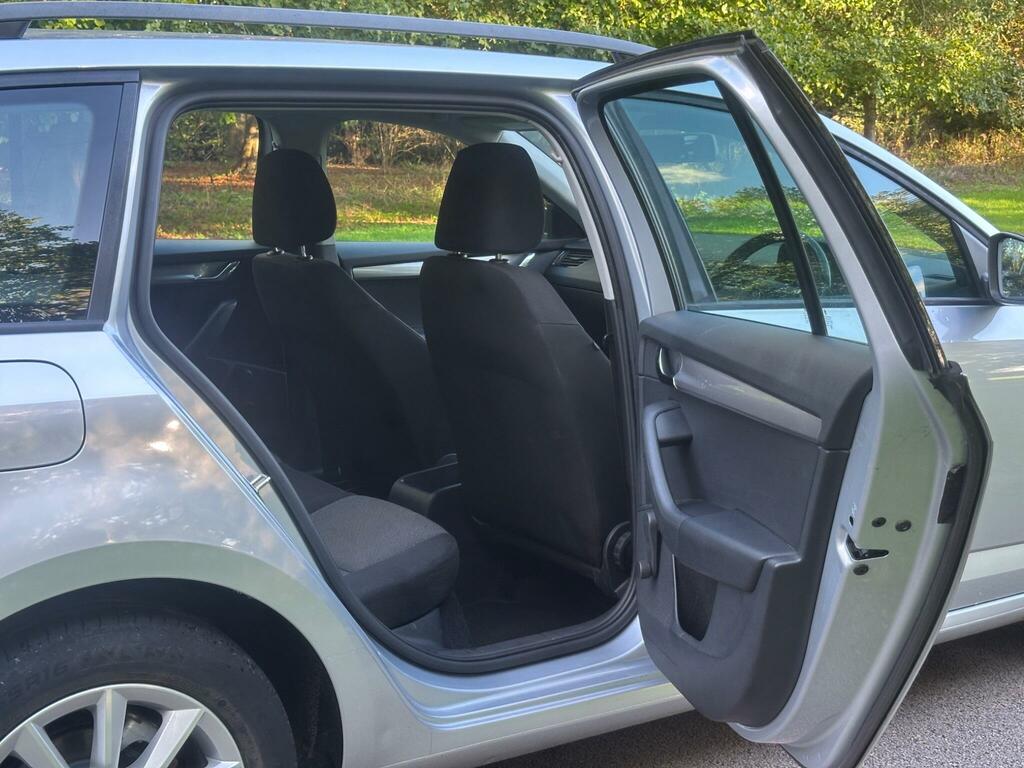 Skoda Octavia 1.4 Tsi Elegance Euro 5 S S Black #30
