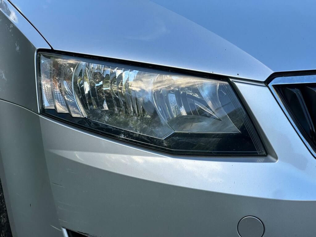 Skoda Octavia 1.4 Tsi Elegance Euro 5 S S Black #18
