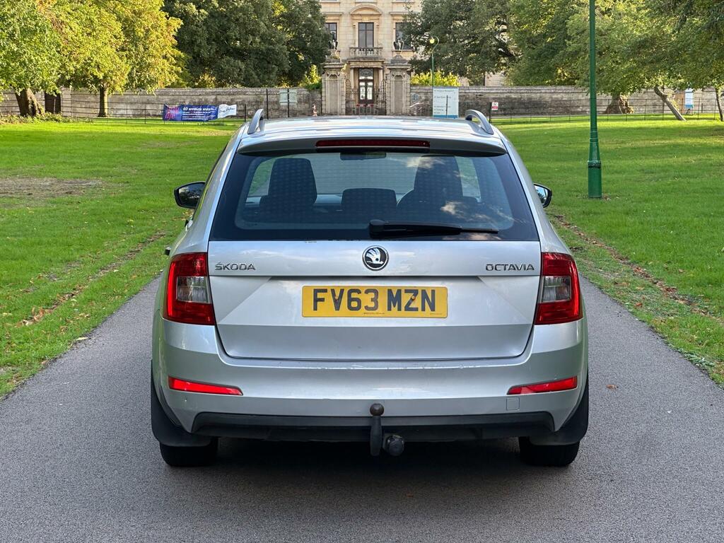 Skoda Octavia 1.4 Tsi Elegance Euro 5 S S Black #11