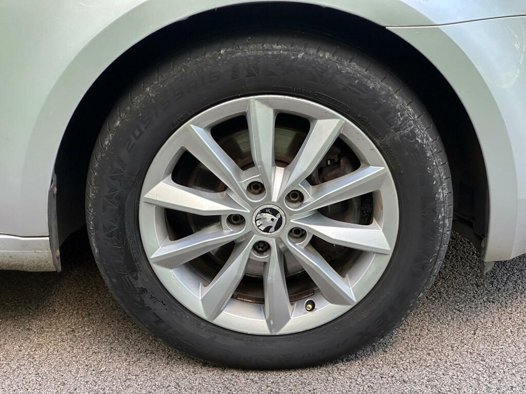 Skoda Octavia 1.4 Tsi Elegance Euro 5 S S Black #25