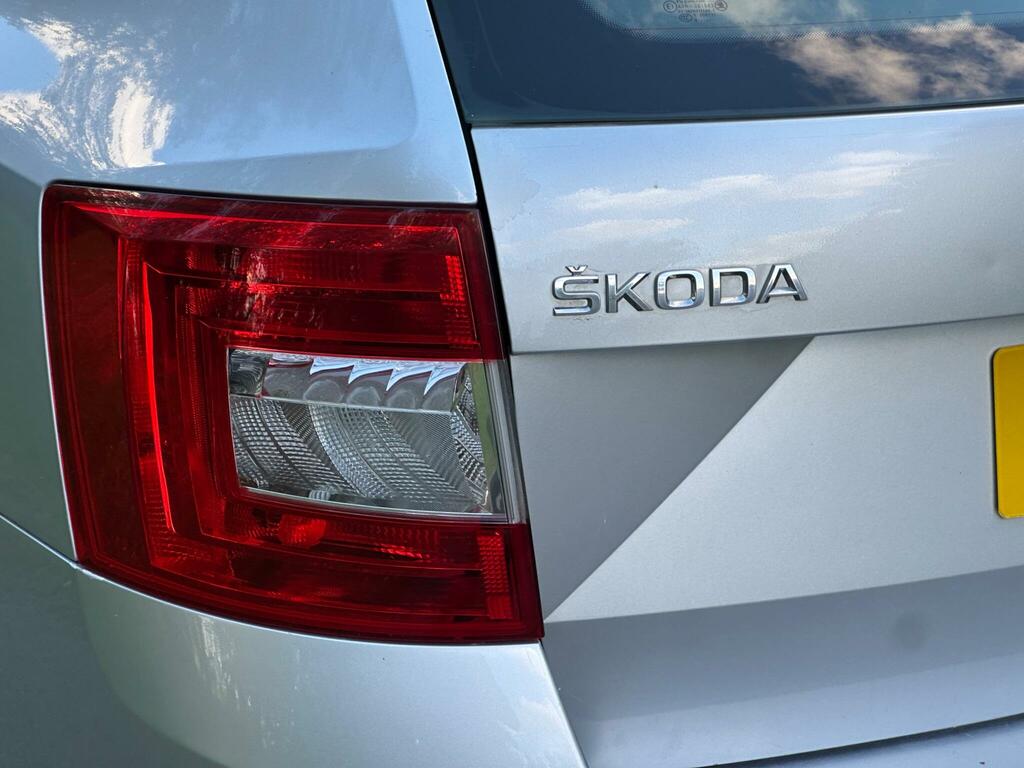 Skoda Octavia 1.4 Tsi Elegance Euro 5 S S Black #12
