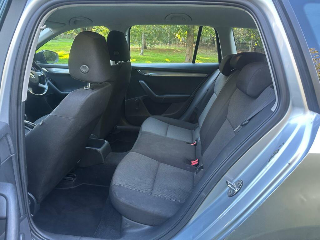 Skoda Octavia 1.4 Tsi Elegance Euro 5 S S Black #40