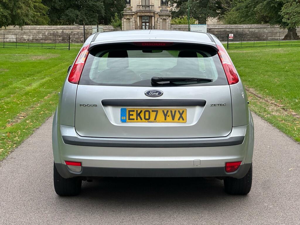 Ford Focus 1.6 Zetec Climate Silver #5