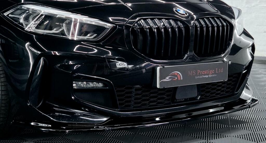 BMW 1 Series M Sport Black #5