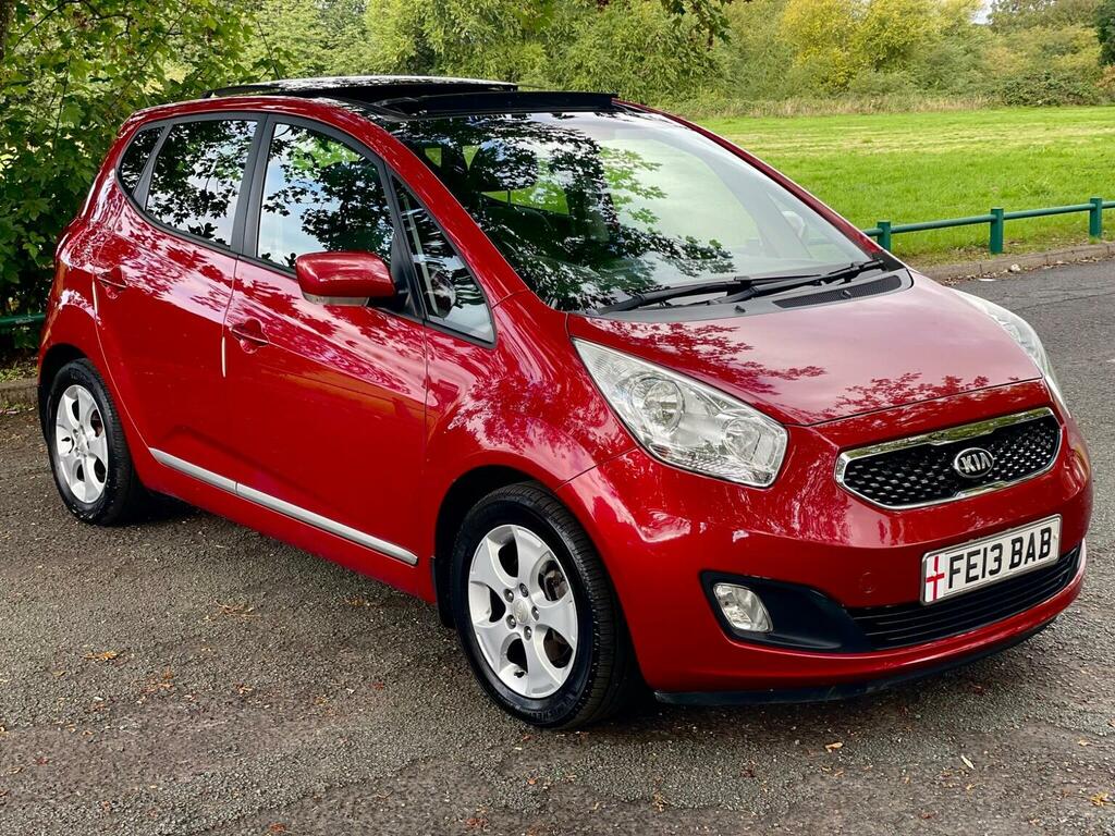 Kia Venga 1.6 Crdi Ecodynamics 3 Euro 5 Ss Sat Nav Red