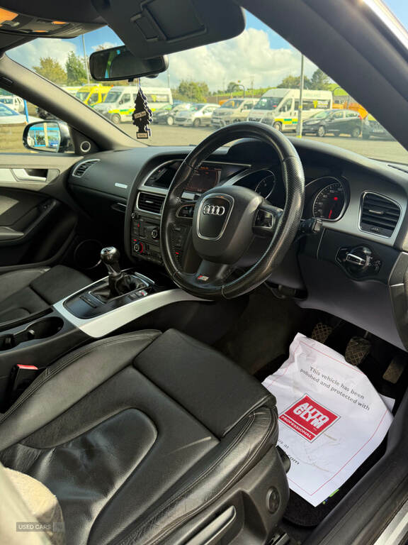 Audi A5 3.0 Tdi Quattro S Line Black #6