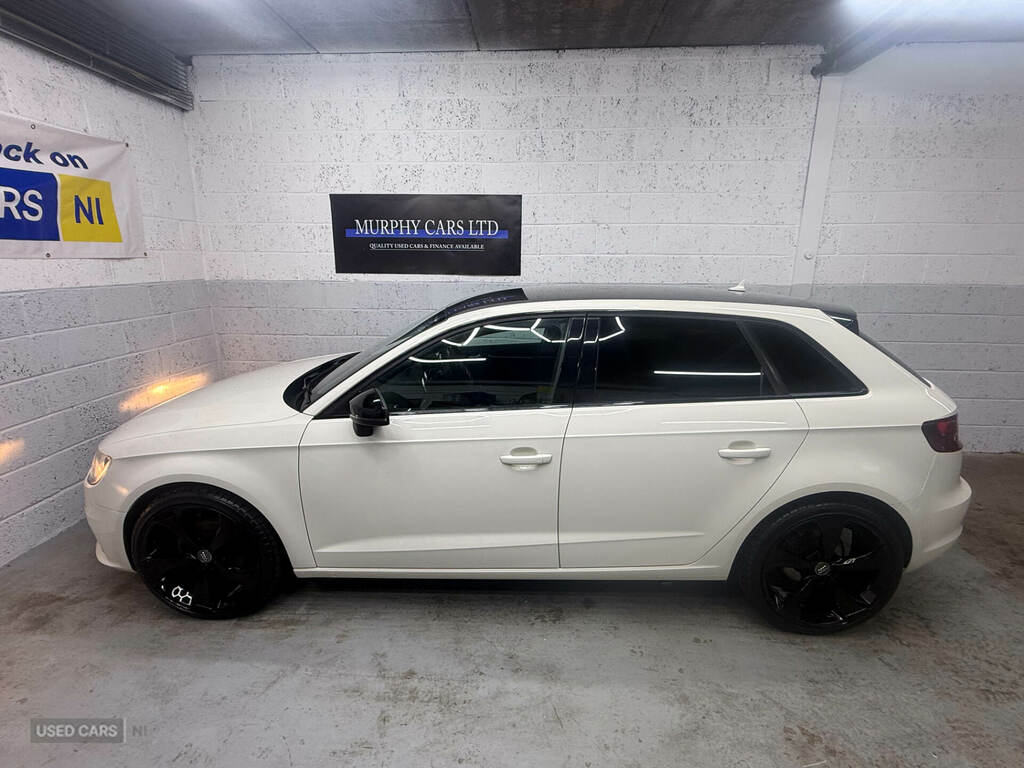 Audi A3 1.6 Tdi 110 Sport White #6