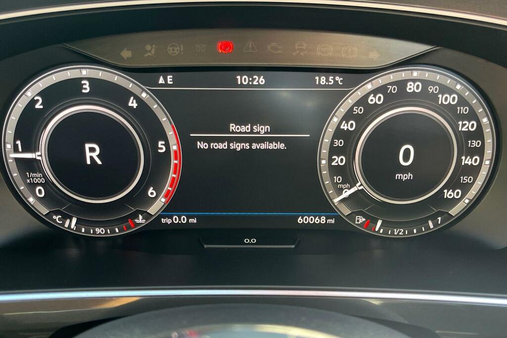 Volkswagen Tiguan Se Navigation White #16