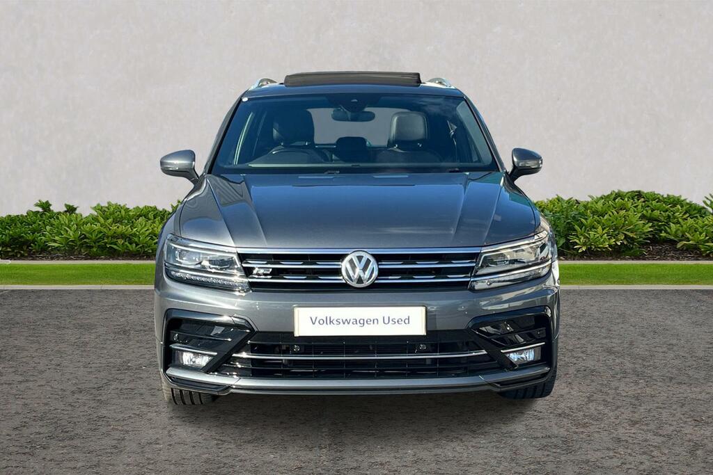 Volkswagen Tiguan Se Navigation White #7