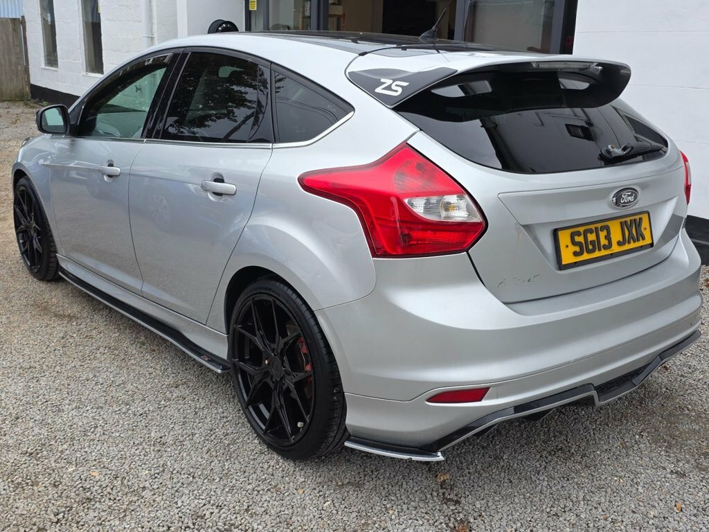 Ford Focus 2.0T Ecoboost St-3 Euro 5 Ss Black #5