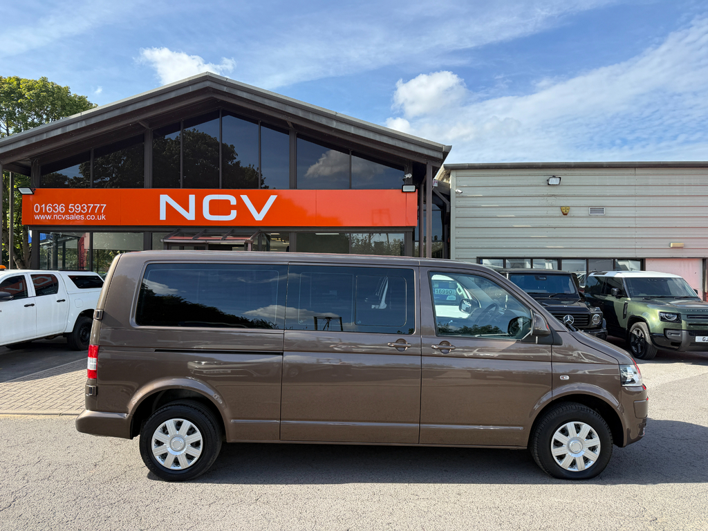 Volkswagen Transporter Shuttle 2.0 Td T30 Se Dsg L1 H1 Black #2