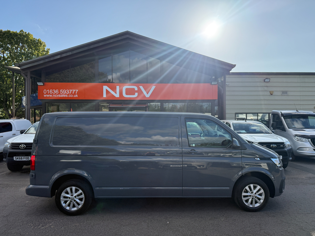 Volkswagen Transporter T30 Tdi Highline Dsg Lwb Grey #2
