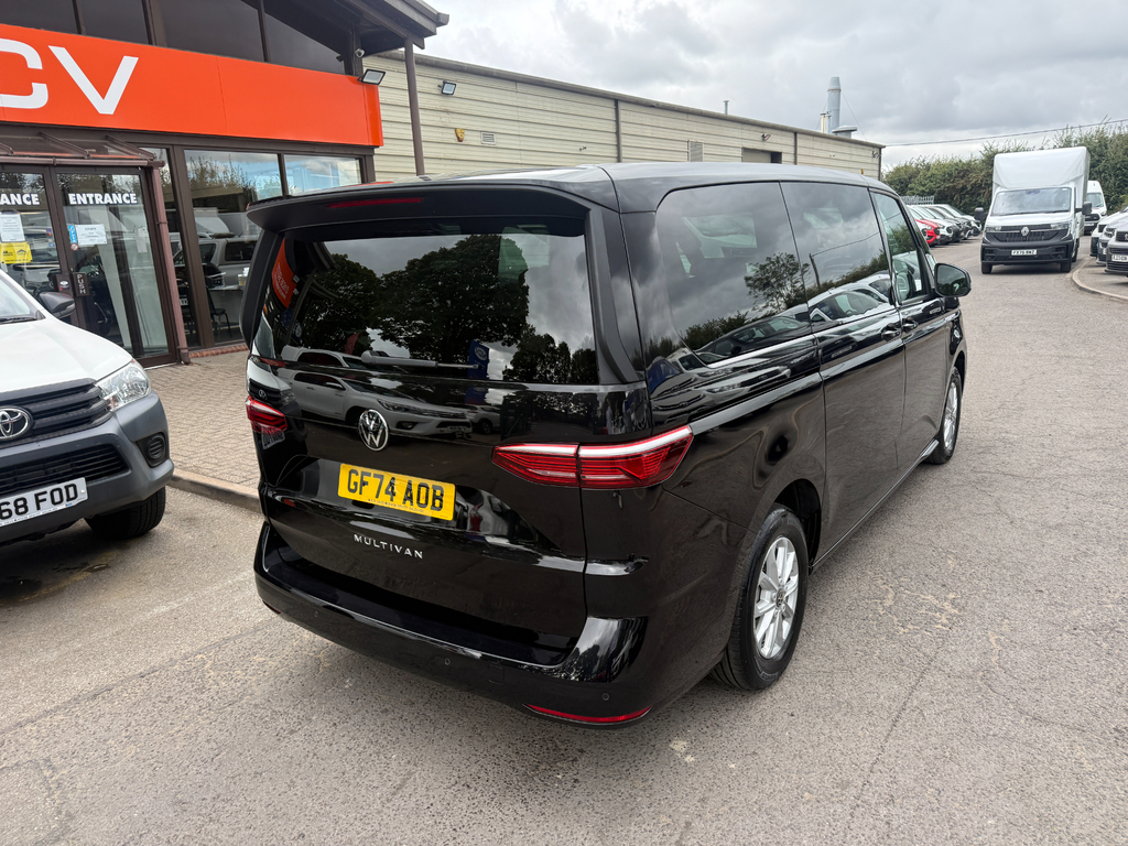 Volkswagen Multivan Life Tdi Dsg 7 Seater Black #3