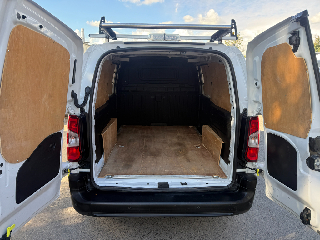 Vauxhall Combo L2h1 2300 Prime Ss Lwb Eu6 Ac White #6