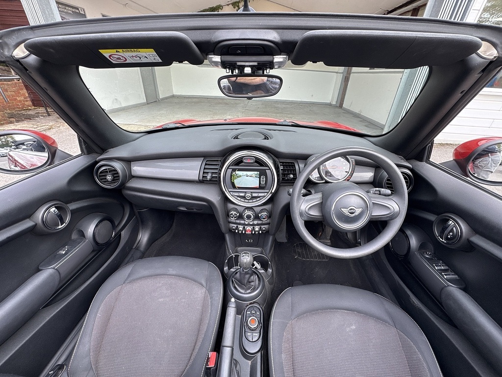 Mini Convertible Cooper Red #5