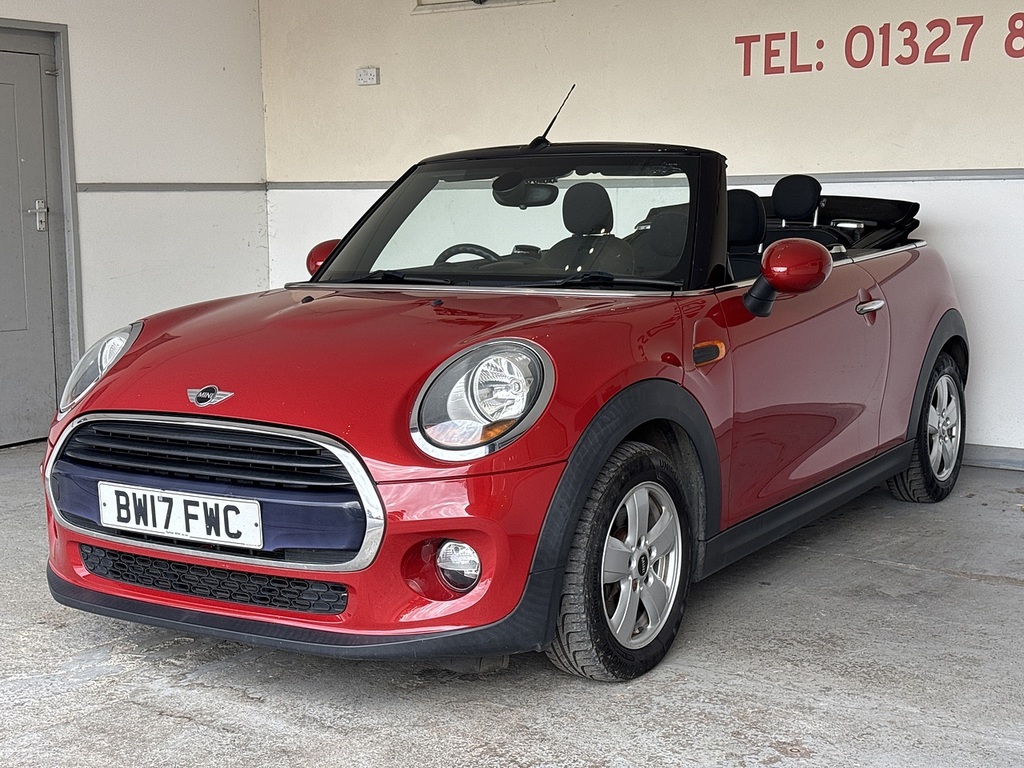 Mini Convertible Cooper Red