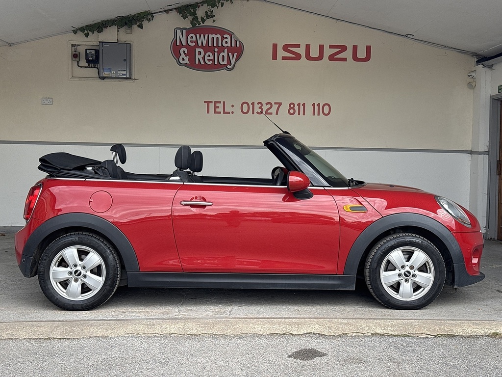 Mini Convertible Cooper Red #3