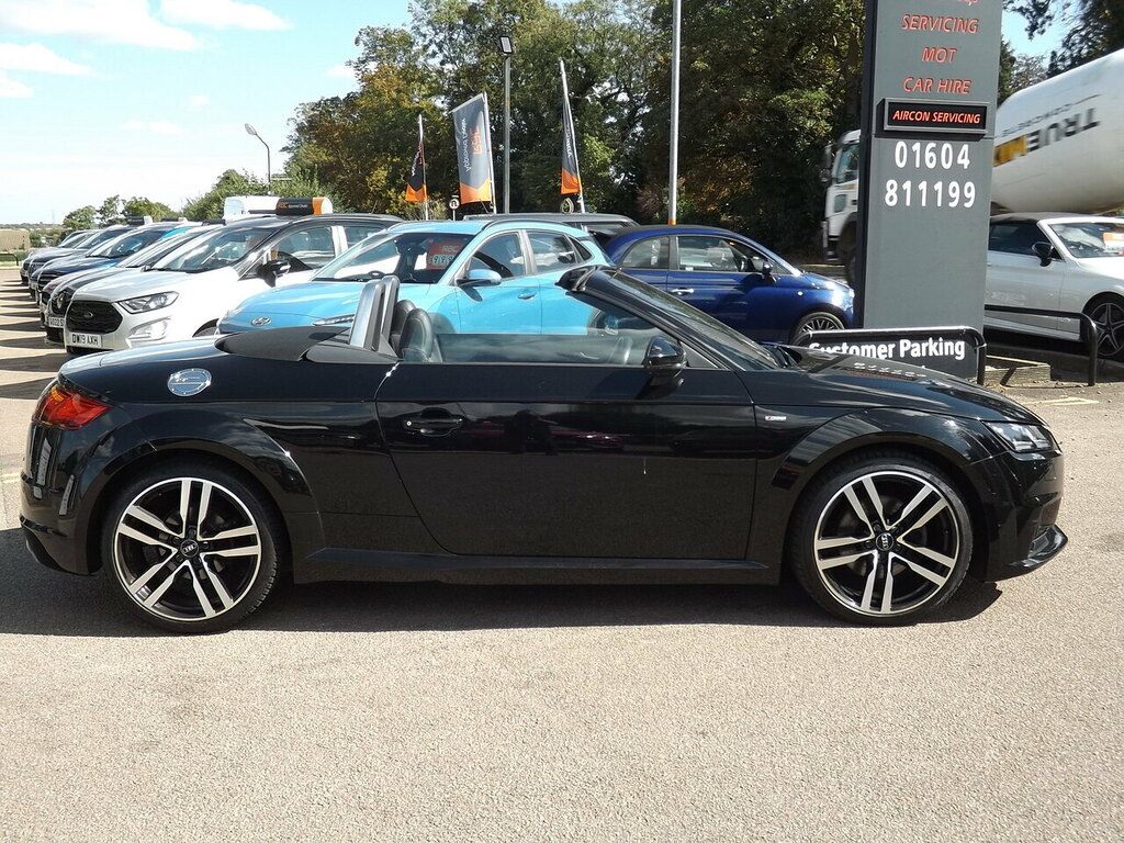 Audi TT Tfsi S Line Black #4