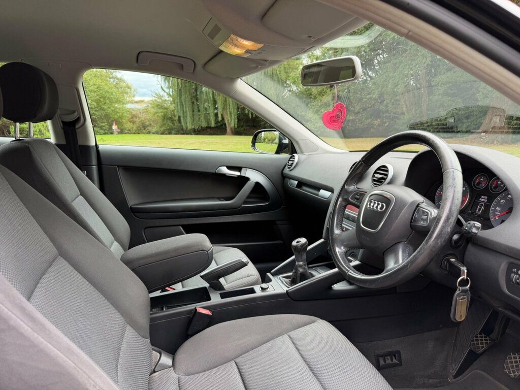 Audi A3 2.0 Tdi Sportback S Tronic Euro 5 Ss Black #24