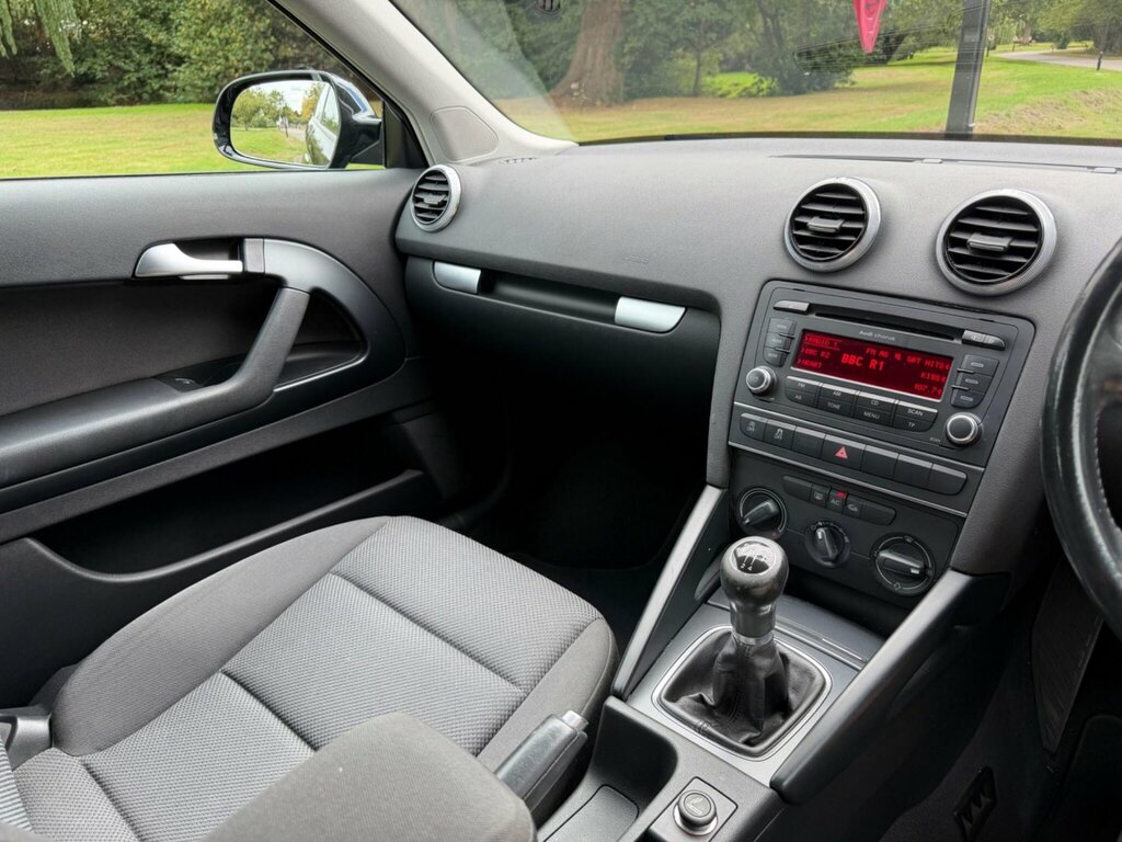 Audi A3 2.0 Tdi Sportback S Tronic Euro 5 Ss Black #43