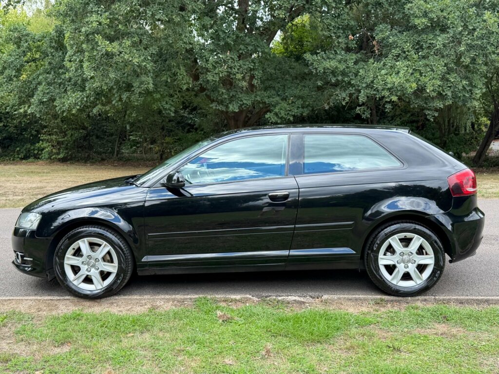 Audi A3 2.0 Tdi Sportback S Tronic Euro 5 Ss Black #17