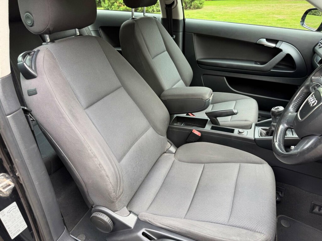 Audi A3 2.0 Tdi Sportback S Tronic Euro 5 Ss Black #25