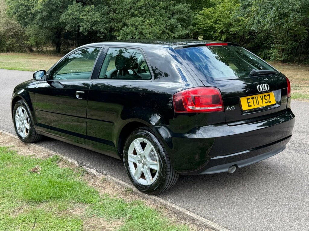 Audi A3 2.0 Tdi Sportback S Tronic Euro 5 Ss Black #10