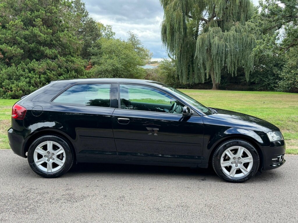 Audi A3 2.0 Tdi Sportback S Tronic Euro 5 Ss Black #14