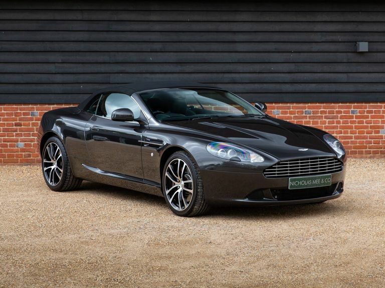 Aston Martin DB9 Volante Le Sport Silver