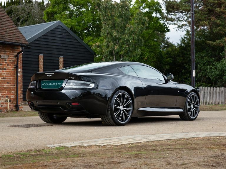 Aston Martin DB9 Carbon Black Edition Black #3
