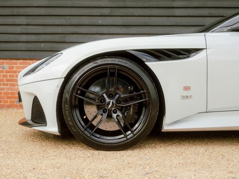 Aston Martin DBS V12 Superleggera Touchtronic 5.2 White #13