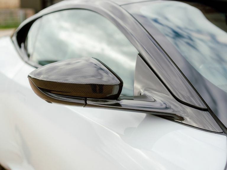 Aston Martin DBS V12 Superleggera Touchtronic 5.2 White #15